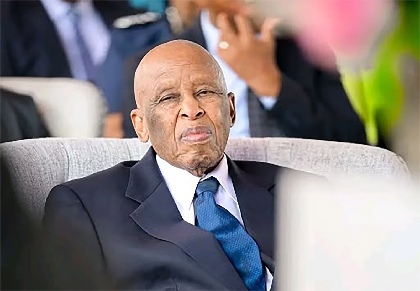 Former President Mogae Hospitalised - News&All Botswana